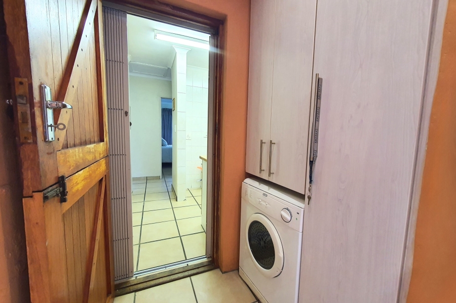 2 Bedroom Property for Sale in Ruwari Western Cape